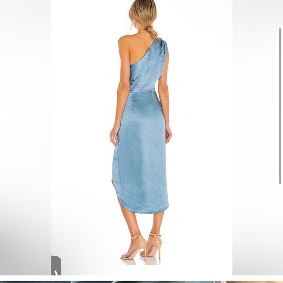 Elegant One-Shoulder Blue Dress - Picture 2 of 7